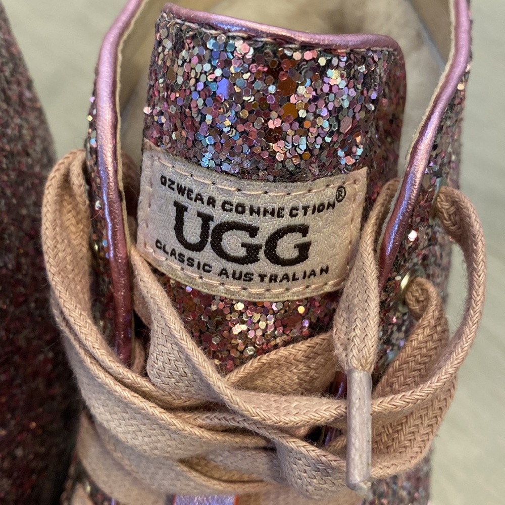 UGG boots - Picture 2 of 5